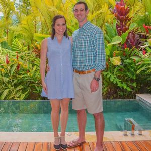 Meet your Posher, Vida